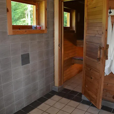 Privatunterkunft Laasi Cozy