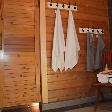 Privatunterkunft Laasi Cozy *